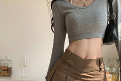 Long-Sleeve V-Neck Plain Crop Tee / Mid Rise Plain Pleated Mini A-Line Skirt