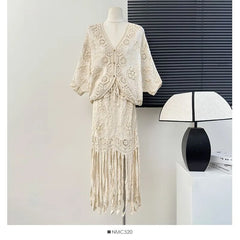 Lace V-Neck Shirt / Fringed High-Waist Pencil Skirt