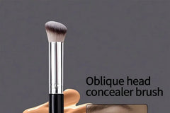 Angled Concealer Makeup Brush