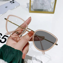 Photochromic Cat Eye Sunglasses