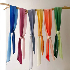 Gradient Pleated Narrow Scarf
