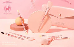 Dual-Ended Eyeshadow Brush