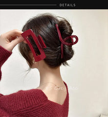 Cutout Hair Claw