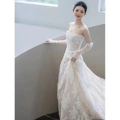 Plain Lace A-Line Tube Wedding Gown