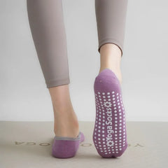 Contrast Trim Grip Yoga No Show Socks