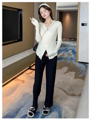 Maternity Long-Sleeve V-Neck Plain Ribbed Knit Top