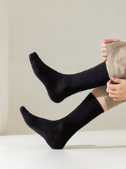 Set Of 4 Pairs: Plain Crew Socks