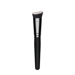 Angled Foundation & Contour Brush