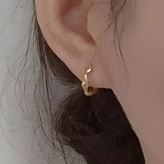 Twisted Hoop Earring