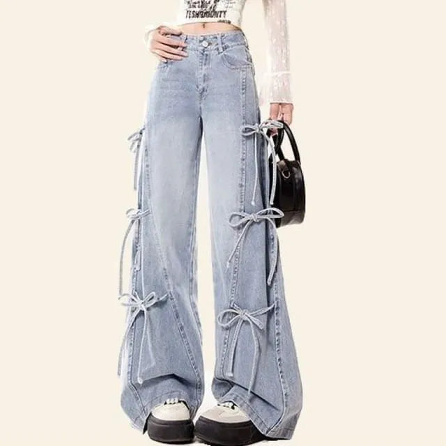 Low Rise Washed Loose-Fit Wide-Leg Jeans