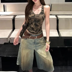 Scoop Neck Camo Print Studded Slim Fit Tank Top / Low Rise Vintage Washed Jorts