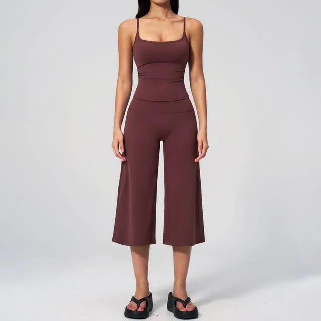 Set: Spaghetti Strap Scoop Neck Plain Camisole Top + High Waist Capri Wide Leg Sweatpants